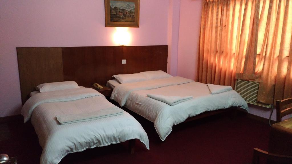Tasi Dhargey Inn Катманду Экстерьер фото